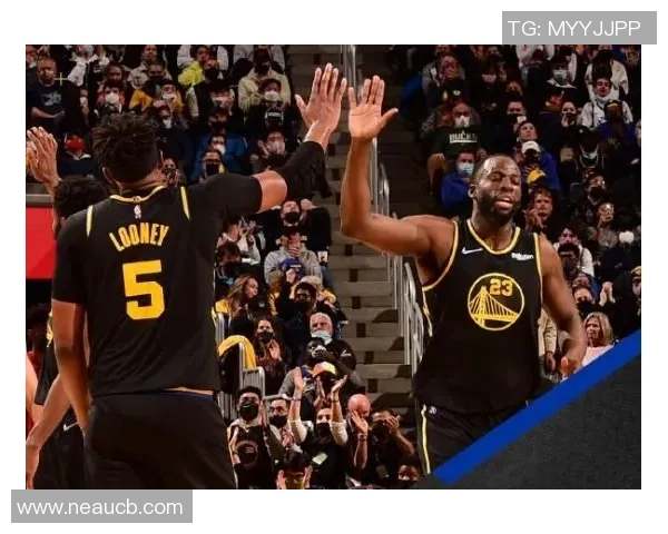 本赛季爵士与勇士对决精彩回顾及比分分析